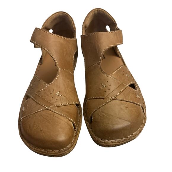 Josef‎ Seibel Resalie 03 Camel Capri Sandal Size 10 - Picture 1 of 7